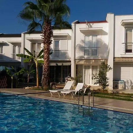 Villa Havaalani 10 Dakika Kundu Oteller Boelgesinde Havuz Basi Dubleks *